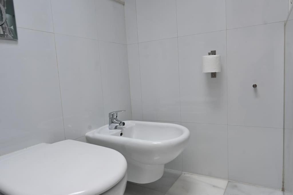 For You Rentals Apartamento Temporal Con Encanto A Pocos Metros Del Sol Myr13 مدريد المظهر الخارجي الصورة